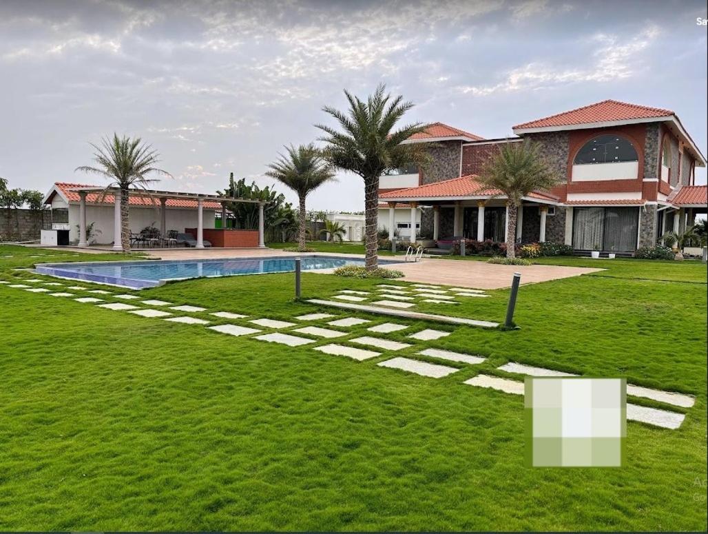 Redhomex Cove Castle Villa 하이데라바드 외부 사진