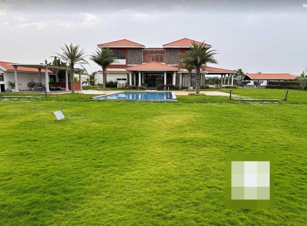 Redhomex Cove Castle Villa 하이데라바드 외부 사진