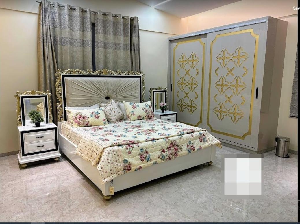 Redhomex Cove Castle Villa 하이데라바드 외부 사진