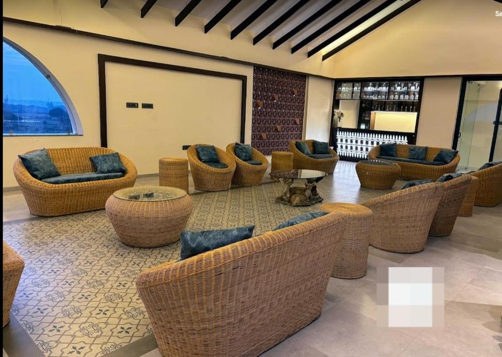 Redhomex Cove Castle Villa 하이데라바드 외부 사진